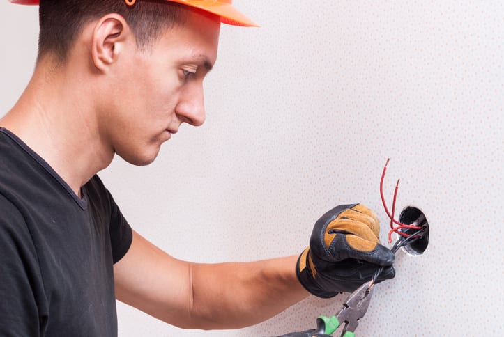Do You Need a Residential Electrician for Lighting Repairs?